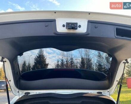 Белый Ниссан Кашкай, объемом двигателя 1.6 л и пробегом 7 тыс. км за 24650 $, фото 35 на Automoto.ua