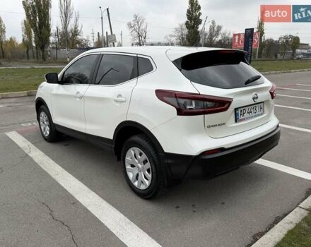 Білий Ніссан Кашкай, об'ємом двигуна 1.2 л та пробігом 40 тис. км за 16500 $, фото 7 на Automoto.ua