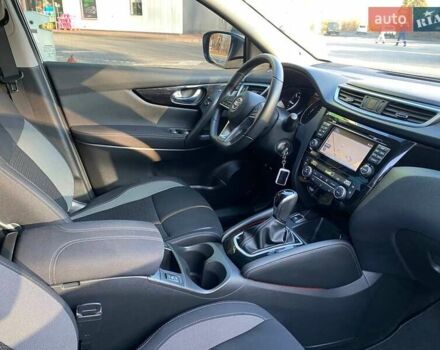 Белый Ниссан Кашкай, объемом двигателя 1.6 л и пробегом 7 тыс. км за 24650 $, фото 23 на Automoto.ua