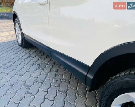 Белый Ниссан Кашкай, объемом двигателя 1.6 л и пробегом 7 тыс. км за 24650 $, фото 16 на Automoto.ua