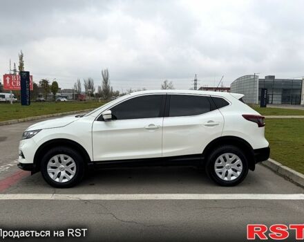 Білий Ніссан Кашкай, об'ємом двигуна 1.2 л та пробігом 40 тис. км за 16500 $, фото 7 на Automoto.ua