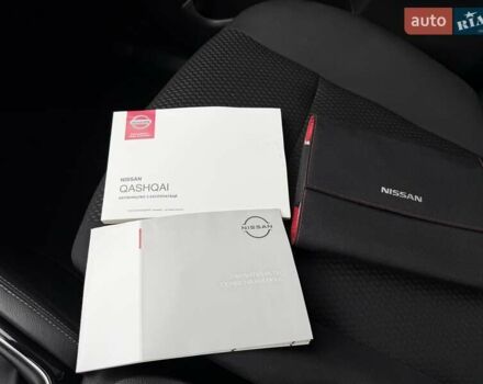 Білий Ніссан Кашкай, об'ємом двигуна 1.2 л та пробігом 40 тис. км за 16500 $, фото 26 на Automoto.ua