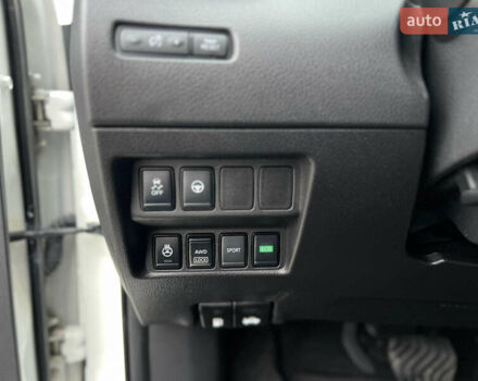 Белый Ниссан Кашкай, объемом двигателя 2 л и пробегом 17 тыс. км за 19500 $, фото 28 на Automoto.ua