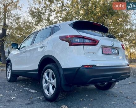 Белый Ниссан Кашкай, объемом двигателя 1.2 л и пробегом 67 тыс. км за 17500 $, фото 14 на Automoto.ua