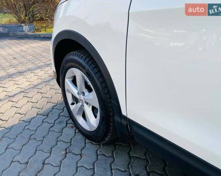 Белый Ниссан Кашкай, объемом двигателя 1.6 л и пробегом 7 тыс. км за 24650 $, фото 17 на Automoto.ua