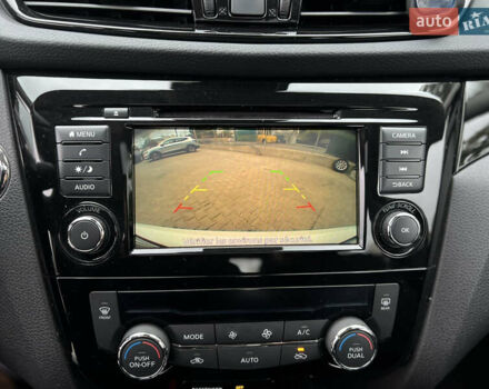 Белый Ниссан Кашкай, объемом двигателя 2 л и пробегом 17 тыс. км за 19500 $, фото 32 на Automoto.ua