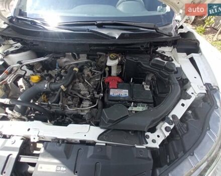 Білий Ніссан Кашкай, об'ємом двигуна 1.2 л та пробігом 37 тис. км за 17800 $, фото 15 на Automoto.ua