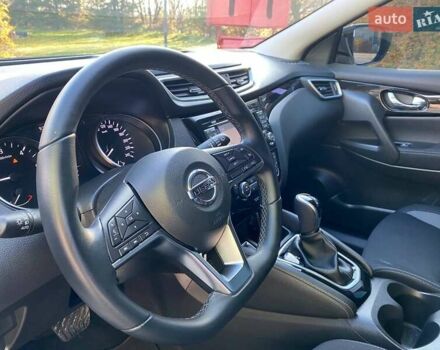 Белый Ниссан Кашкай, объемом двигателя 1.6 л и пробегом 7 тыс. км за 24650 $, фото 28 на Automoto.ua