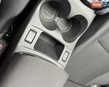 Білий Ніссан Кашкай, об'ємом двигуна 1.2 л та пробігом 40 тис. км за 16500 $, фото 25 на Automoto.ua