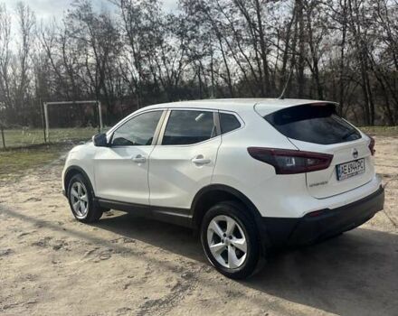 Білий Ніссан Кашкай, об'ємом двигуна 1.2 л та пробігом 56 тис. км за 19000 $, фото 1 на Automoto.ua