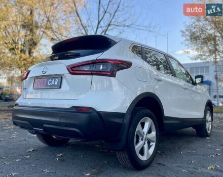 Белый Ниссан Кашкай, объемом двигателя 1.2 л и пробегом 67 тыс. км за 17500 $, фото 16 на Automoto.ua