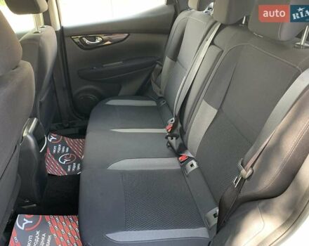 Белый Ниссан Кашкай, объемом двигателя 1.2 л и пробегом 67 тыс. км за 17900 $, фото 36 на Automoto.ua