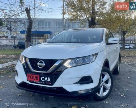 Белый Ниссан Кашкай, объемом двигателя 1.2 л и пробегом 67 тыс. км за 17500 $, фото 1 на Automoto.ua