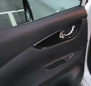 Белый Ниссан Кашкай, объемом двигателя 1.6 л и пробегом 74 тыс. км за 21500 $, фото 36 на Automoto.ua