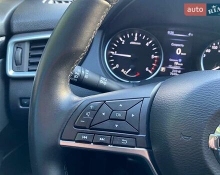 Белый Ниссан Кашкай, объемом двигателя 1.6 л и пробегом 7 тыс. км за 24650 $, фото 26 на Automoto.ua