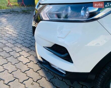 Белый Ниссан Кашкай, объемом двигателя 1.6 л и пробегом 7 тыс. км за 24650 $, фото 18 на Automoto.ua