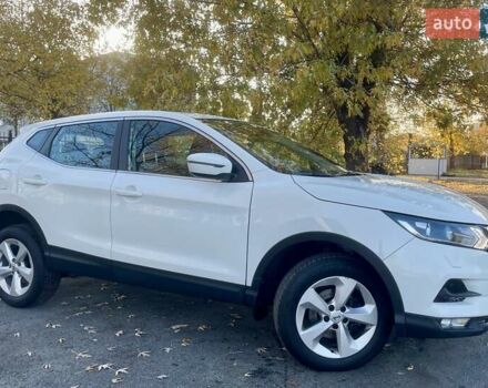 Белый Ниссан Кашкай, объемом двигателя 1.2 л и пробегом 67 тыс. км за 17500 $, фото 10 на Automoto.ua