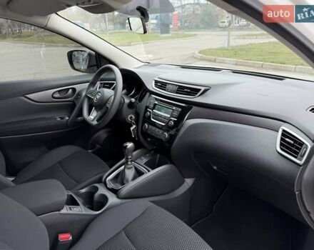 Білий Ніссан Кашкай, об'ємом двигуна 1.2 л та пробігом 40 тис. км за 16500 $, фото 16 на Automoto.ua