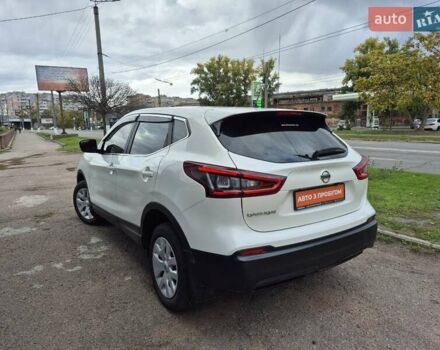 Белый Ниссан Кашкай, объемом двигателя 1.6 л и пробегом 58 тыс. км за 22500 $, фото 4 на Automoto.ua