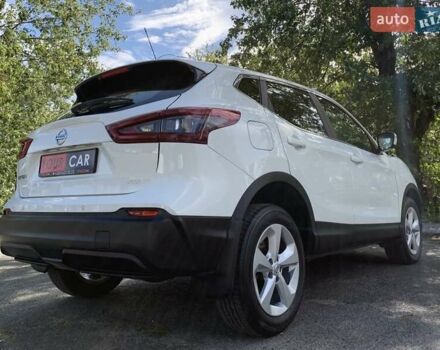 Белый Ниссан Кашкай, объемом двигателя 1.2 л и пробегом 67 тыс. км за 17900 $, фото 20 на Automoto.ua