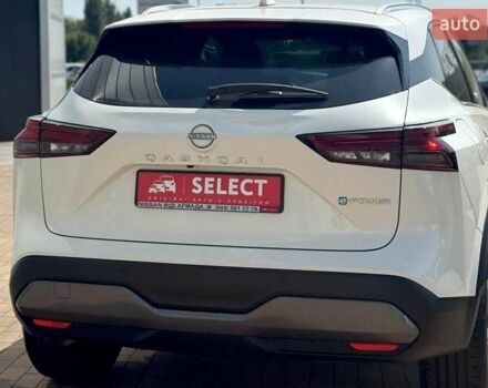 Белый Ниссан Кашкай, объемом двигателя 1.5 л и пробегом 10 тыс. км за 35209 $, фото 17 на Automoto.ua