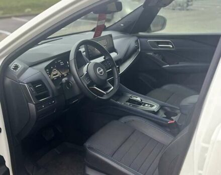 Белый Ниссан Кашкай, объемом двигателя 1.5 л и пробегом 45 тыс. км за 34734 $, фото 2 на Automoto.ua