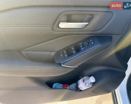 Белый Ниссан Кашкай, объемом двигателя 1.33 л и пробегом 11 тыс. км за 29700 $, фото 6 на Automoto.ua