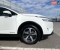 Белый Ниссан Кашкай, объемом двигателя 1.5 л и пробегом 10 тыс. км за 35209 $, фото 6 на Automoto.ua