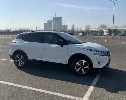 Белый Ниссан Кашкай, объемом двигателя 1.33 л и пробегом 19 тыс. км за 32500 $, фото 2 на Automoto.ua