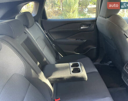 Белый Ниссан Кашкай, объемом двигателя 1.5 л и пробегом 4 тыс. км за 29700 $, фото 10 на Automoto.ua