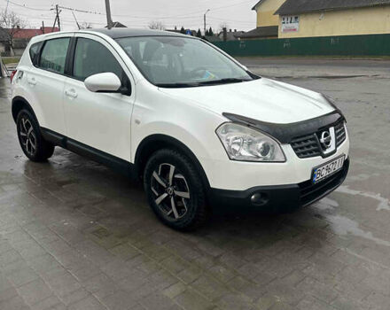 Білий Ніссан Кашкай, об'ємом двигуна 2 л та пробігом 250 тис. км за 8000 $, фото 1 на Automoto.ua
