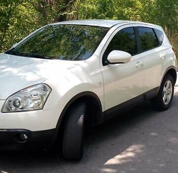 Білий Ніссан Кашкай, об'ємом двигуна 1.6 л та пробігом 187 тис. км за 7650 $, фото 1 на Automoto.ua