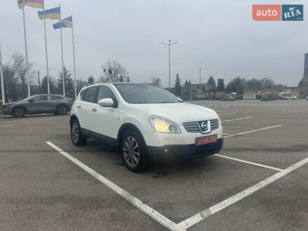 Ніссан Кашкай 2009 у Житомирі на Automoto.ua Білий Ніссан Кашкай, об'ємом двигуна 2 л та пробігом 199 тис. км за 10200 $, фото 1 на Automoto.ua