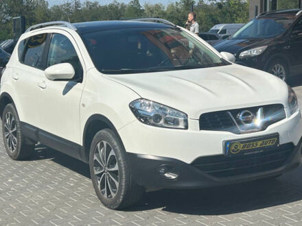 Ниссан Кашкай 2010 в Черновцах на Automoto.ua Белый Ниссан Кашкай, объемом двигателя 1.5 л и пробегом 254 тыс. км за 11200 $, фото 1 на Automoto.ua
