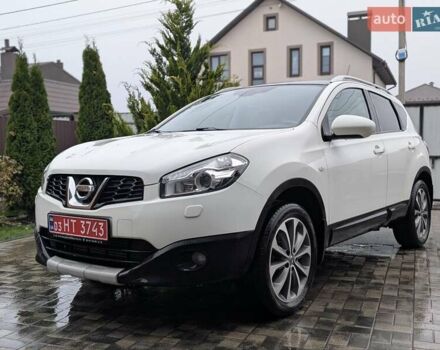 Белый Ниссан Кашкай, объемом двигателя 1.5 л и пробегом 99 тыс. км за 11999 $, фото 1 на Automoto.ua