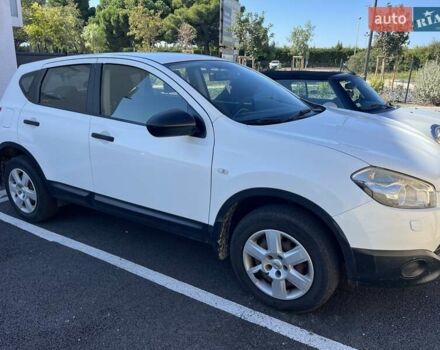 Белый Ниссан Кашкай, объемом двигателя 2.01 л и пробегом 121 тыс. км за 8900 $, фото 1 на Automoto.ua