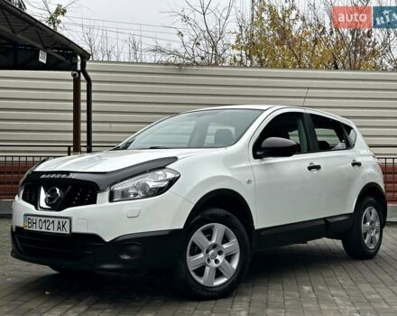 Белый Ниссан Кашкай, объемом двигателя 2 л и пробегом 122 тыс. км за 10700 $, фото 1 на Automoto.ua