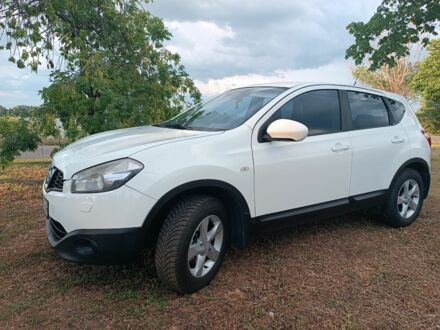 Ниссан Кашкай 2010 в Днепре (Днепропетровске) на Automoto.ua Белый Ниссан Кашкай, объемом двигателя 2 л и пробегом 272 тыс. км за 9800 $, фото 1 на Automoto.ua