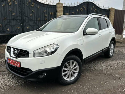 Ніссан Кашкай 2010 у Миргороде на Automoto.ua Білий Ніссан Кашкай, об'ємом двигуна 1.5 л та пробігом 167 тис. км за 10650 $, фото 1 на Automoto.ua