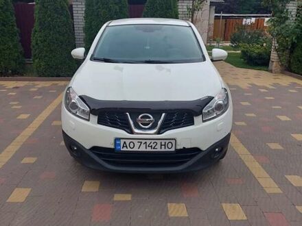 Белый Ниссан Кашкай, объемом двигателя 2 л и пробегом 148 тыс. км за 10500 $, фото 1 на Automoto.ua