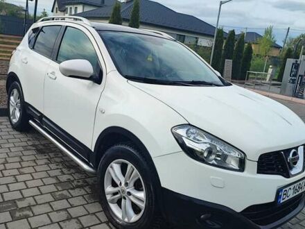 Ніссан Кашкай 2010 у Львові на Automoto.ua Білий Ніссан Кашкай, об'ємом двигуна 1.5 л та пробігом 270 тис. км за 10250 $, фото 1 на Automoto.ua
