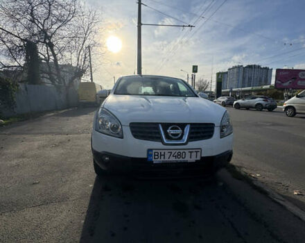 Белый Ниссан Кашкай, объемом двигателя 2 л и пробегом 101 тыс. км за 11500 $, фото 1 на Automoto.ua