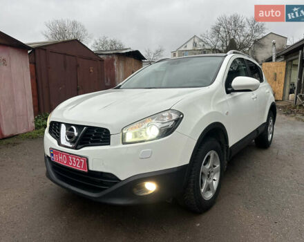 Белый Ниссан Кашкай, объемом двигателя 1.5 л и пробегом 229 тыс. км за 10650 $, фото 1 на Automoto.ua