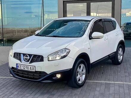 Ниссан Кашкай 2011 в Днепре (Днепропетровске) на Automoto.ua Белый Ниссан Кашкай, объемом двигателя 2 л и пробегом 162 тыс. км за 10300 $, фото 1 на Automoto.ua