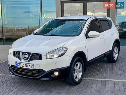 Ниссан Кашкай 2011 в Днепре (Днепропетровске) на Automoto.ua Белый Ниссан Кашкай, объемом двигателя 2 л и пробегом 162 тыс. км за 10300 $, фото 1 на Automoto.ua
