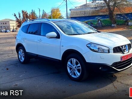 Белый Ниссан Кашкай, объемом двигателя 2 л и пробегом 215 тыс. км за 11700 $, фото 1 на Automoto.ua