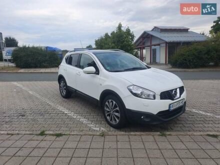 Ниссан Кашкай 2012 в Бердичеве на Automoto.ua Белый Ниссан Кашкай, объемом двигателя 2 л и пробегом 220 тыс. км за 12999 $, фото 1 на Automoto.ua