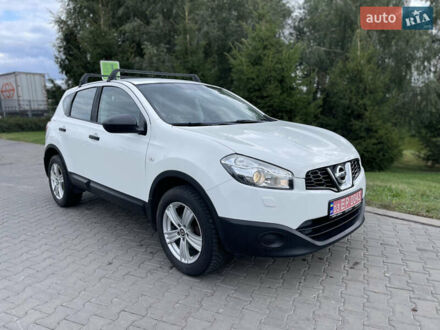 Белый Ниссан Кашкай, объемом двигателя 1.6 л и пробегом 188 тыс. км за 9500 $, фото 1 на Automoto.ua