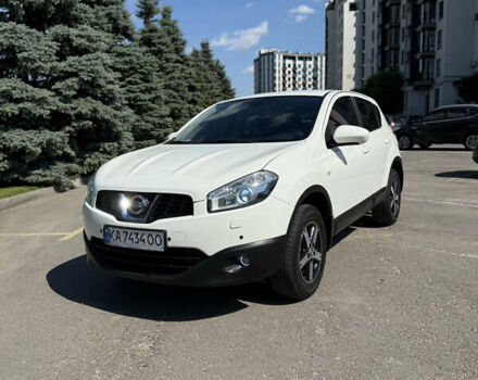 Белый Ниссан Кашкай, объемом двигателя 2 л и пробегом 70 тыс. км за 13000 $, фото 1 на Automoto.ua