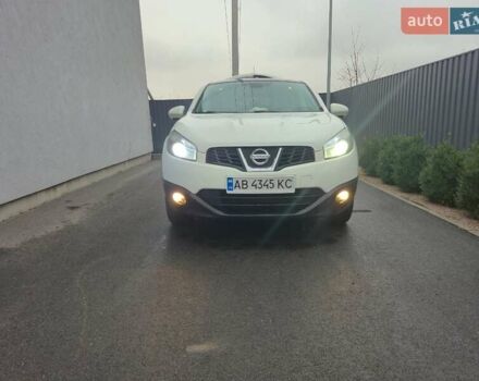 Белый Ниссан Кашкай, объемом двигателя 1.6 л и пробегом 172 тыс. км за 10500 $, фото 1 на Automoto.ua